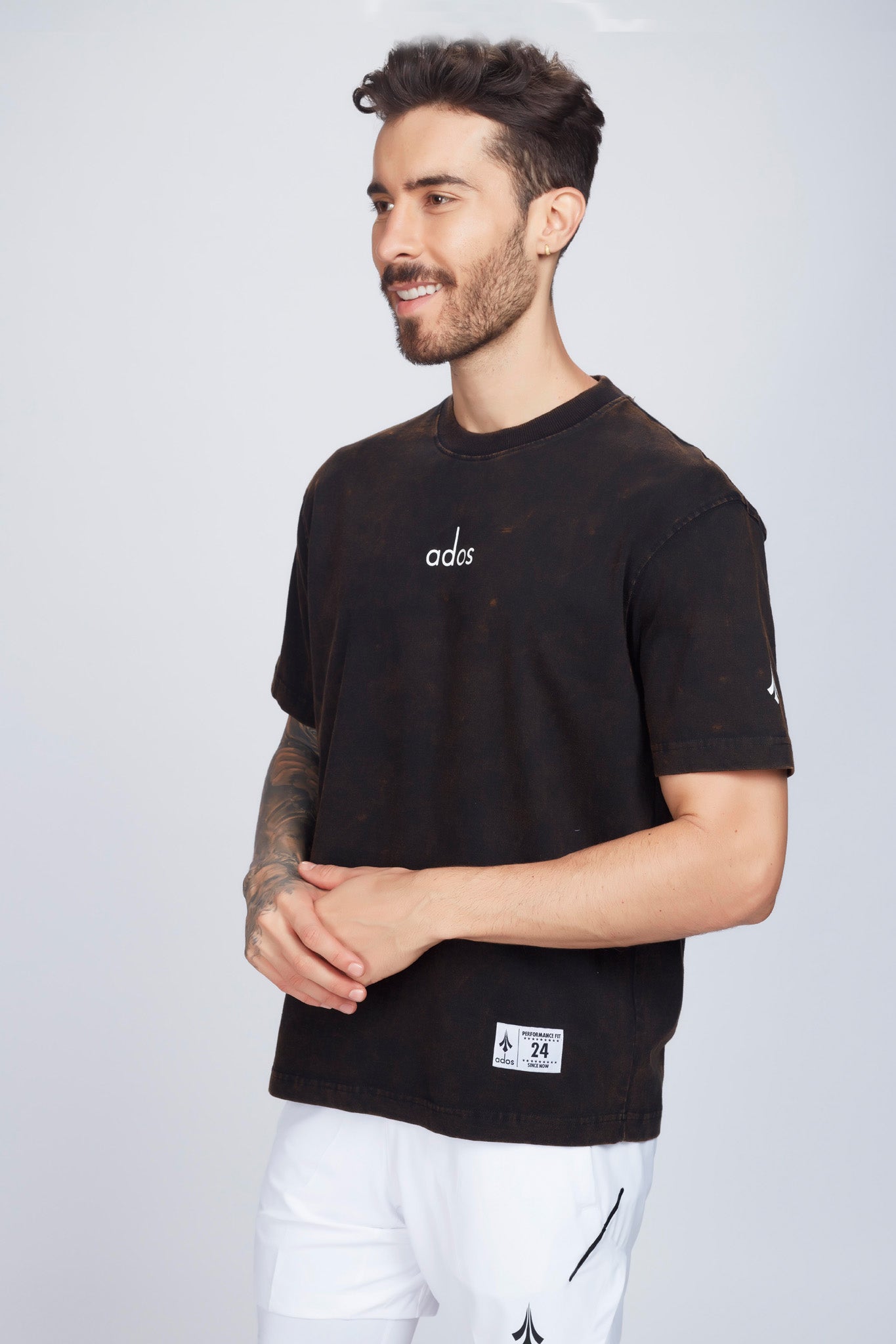 ados Regular size acid wash T-shirt