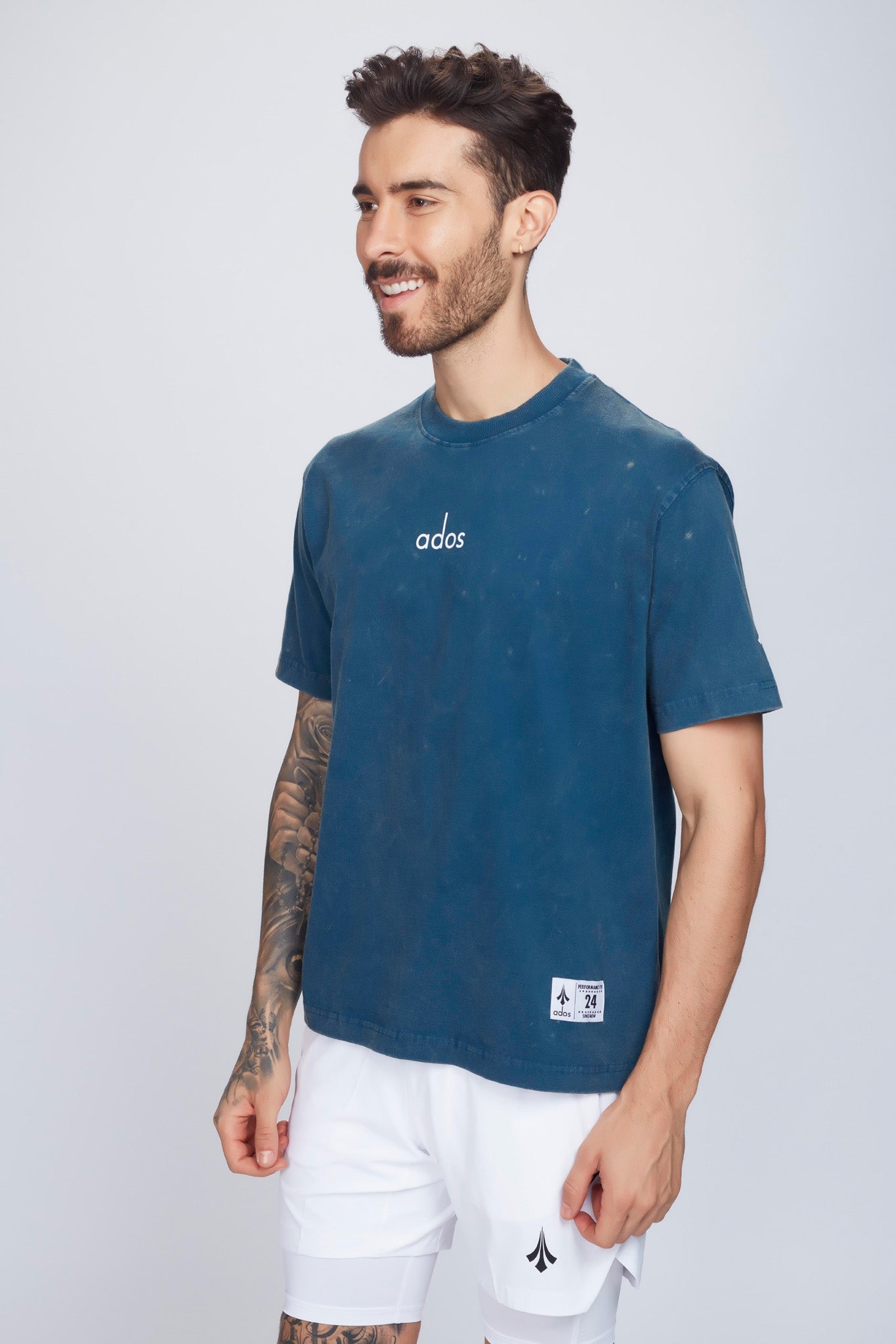 ados Regular size acid wash T-shirt